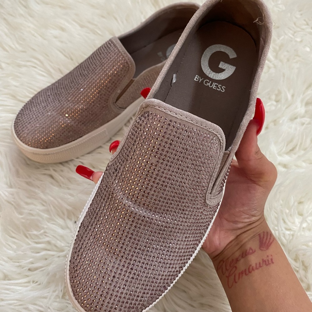 Guess shoe